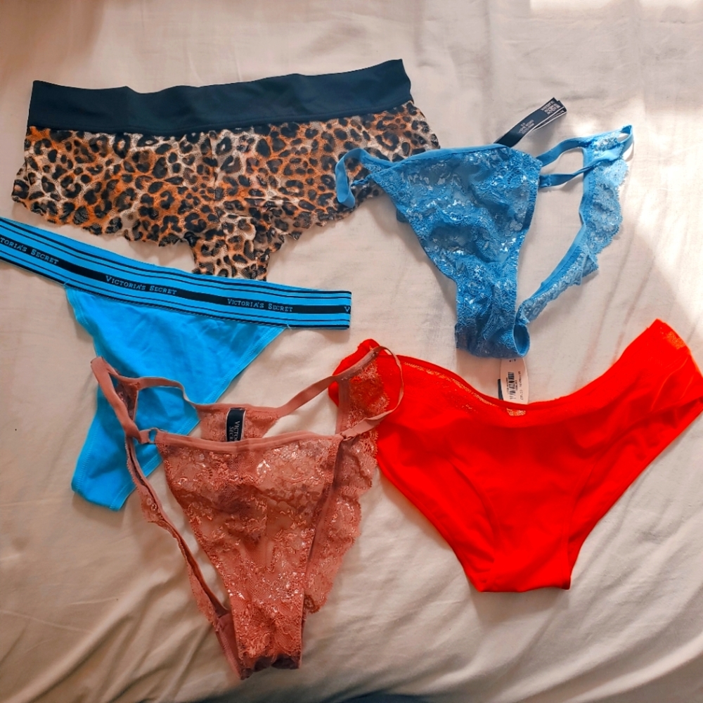 VS panties/ thong lot size S/M